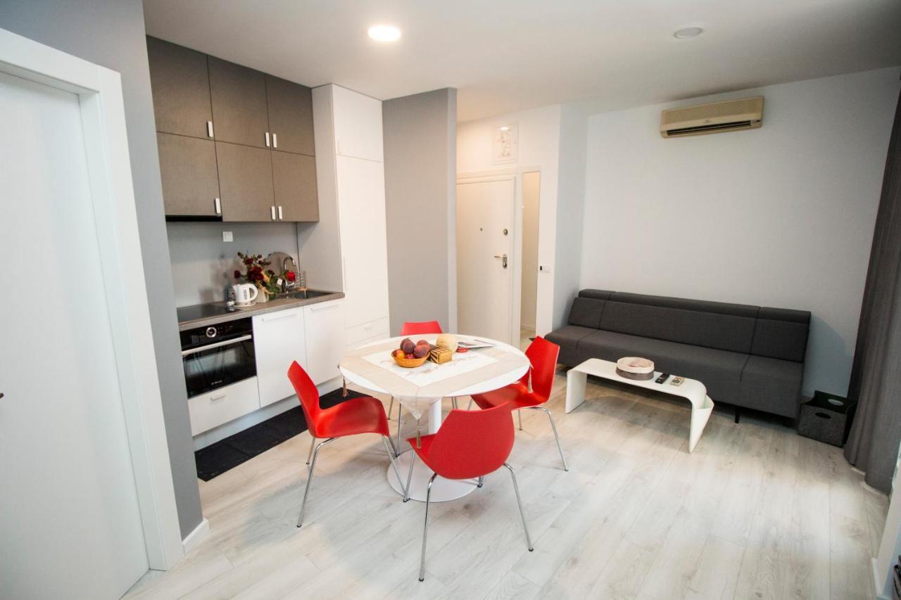 Apartman Gusar -Top Position, Close To The Center And The Beach, Fully Equipped Omiš Zewnętrze zdjęcie