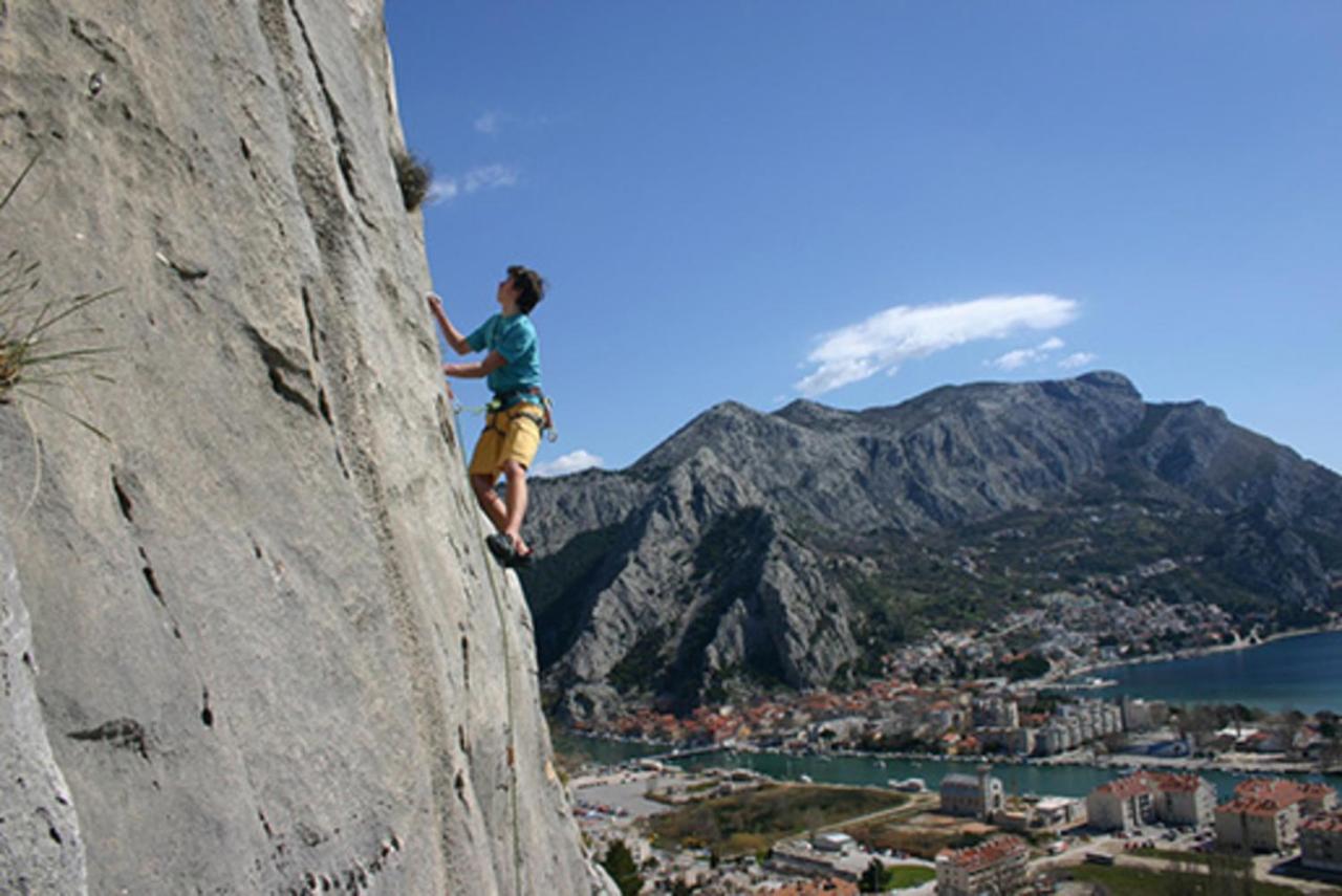 Apartman Gusar -Top Position, Close To The Center And The Beach, Fully Equipped Omiš Zewnętrze zdjęcie